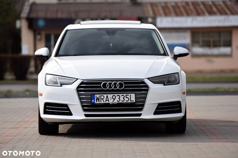 Audi A4 Limousine 2.0 TFSI ultra S tronic design - 2