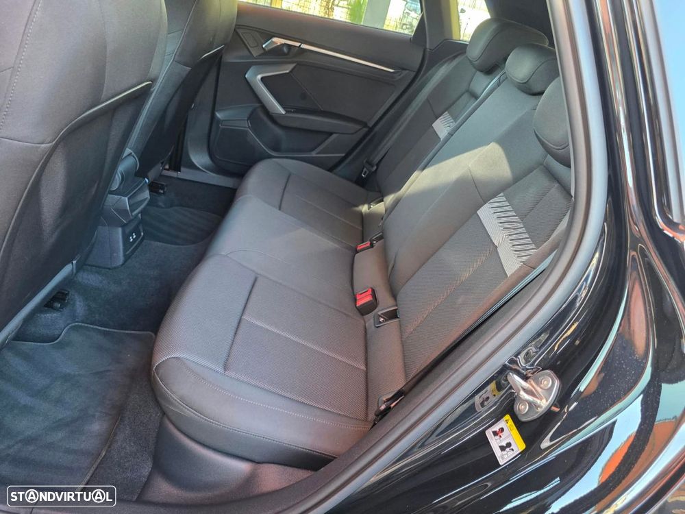 Audi A3 Sportback 30 TFSI Advanced S tronic - 20