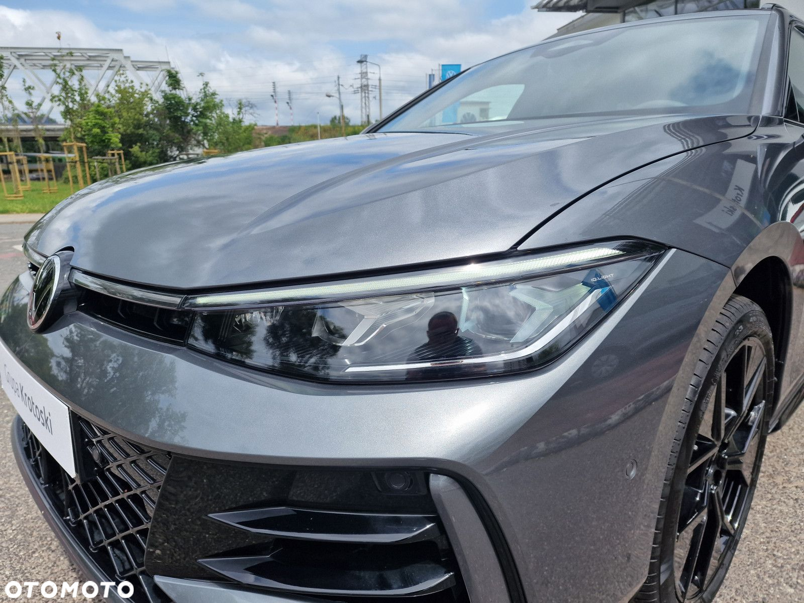 Volkswagen Passat - 2