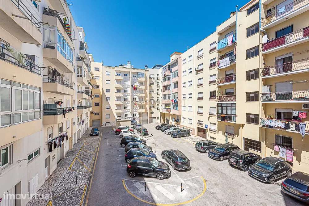 Apartamento T3 - Boa localização - Grande imagem: 4/18