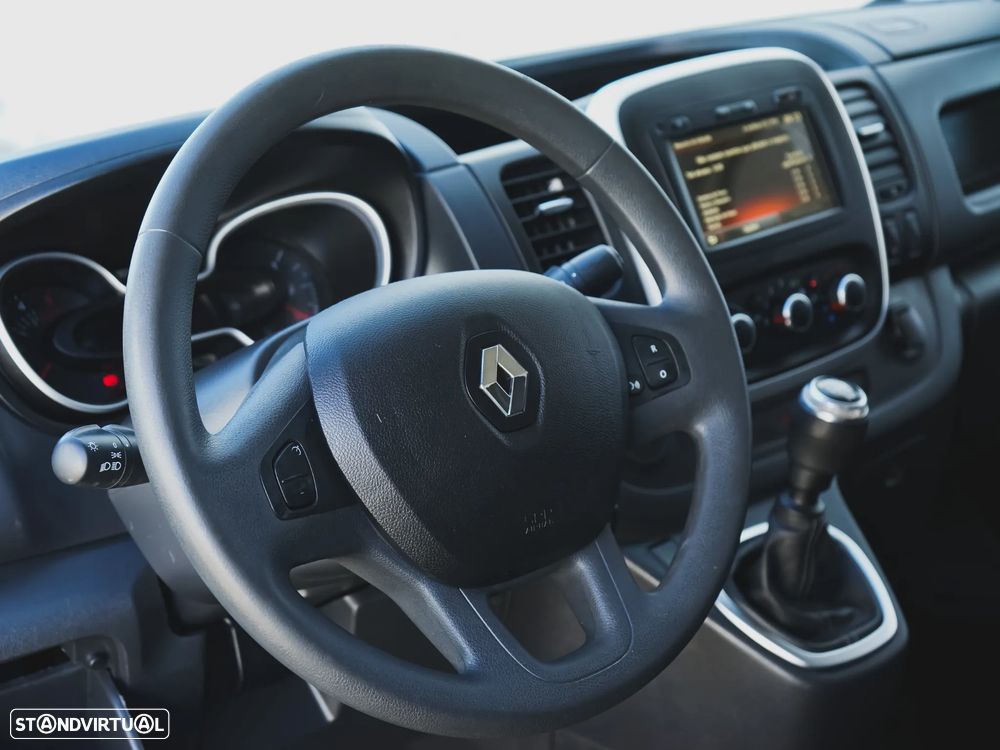 Renault TRAFIC III VAN 2.0 DCI 120 - 12