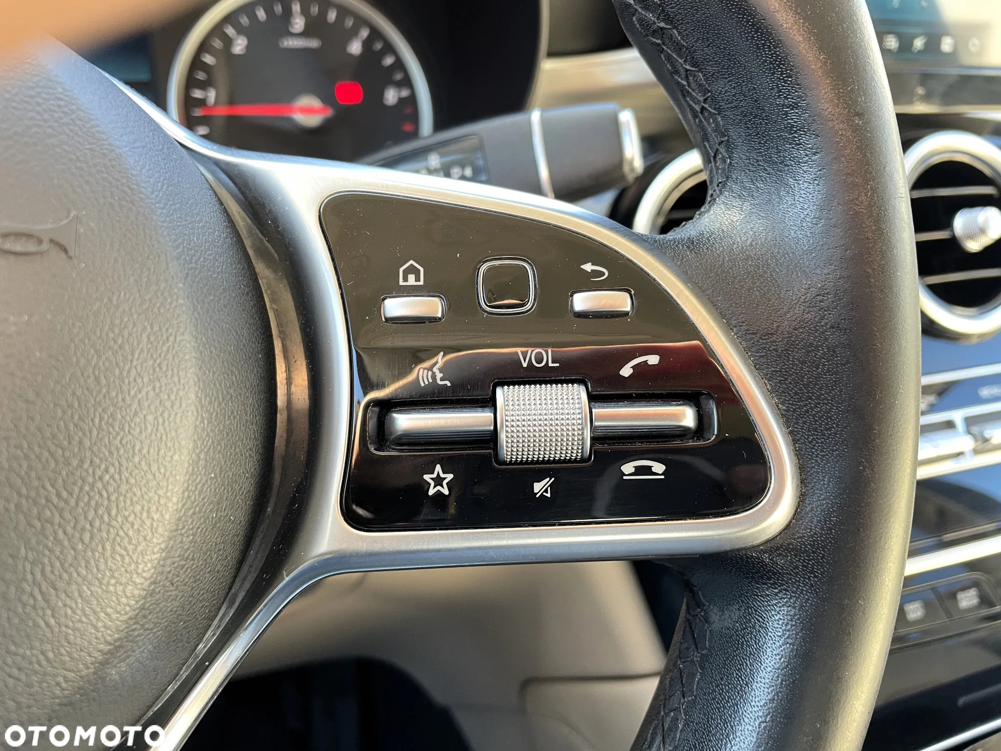 Mercedes-Benz GLC 220 d - 21