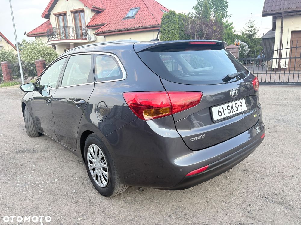 Kia Ceed 1.6 GDI XL - 4