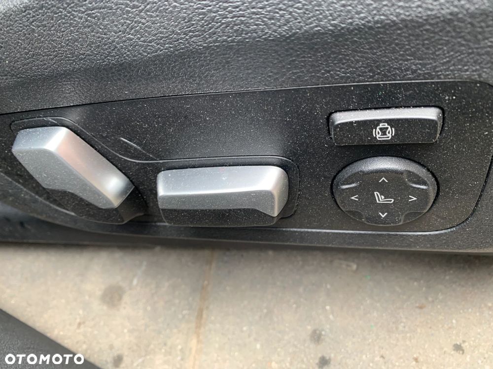 FOTELE TAPICERKA BMW 8 G15 M-PAKIET SKÓRA GRZANE ELEKTRYCZNE HARMAN PAMIĘĆ - 6
