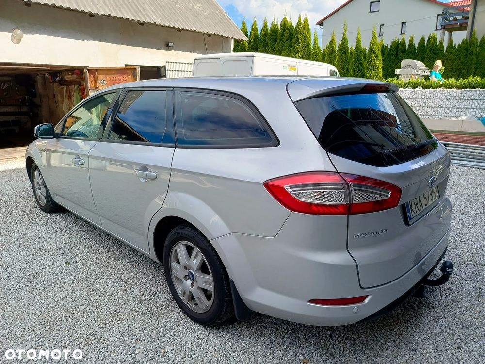 Ford Mondeo 2.0 TDCi Ambiente - 4