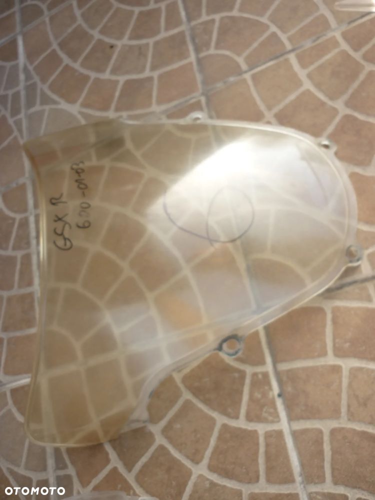 Szyba Suzuki GSX R 600-1000  K1-K3 - 7