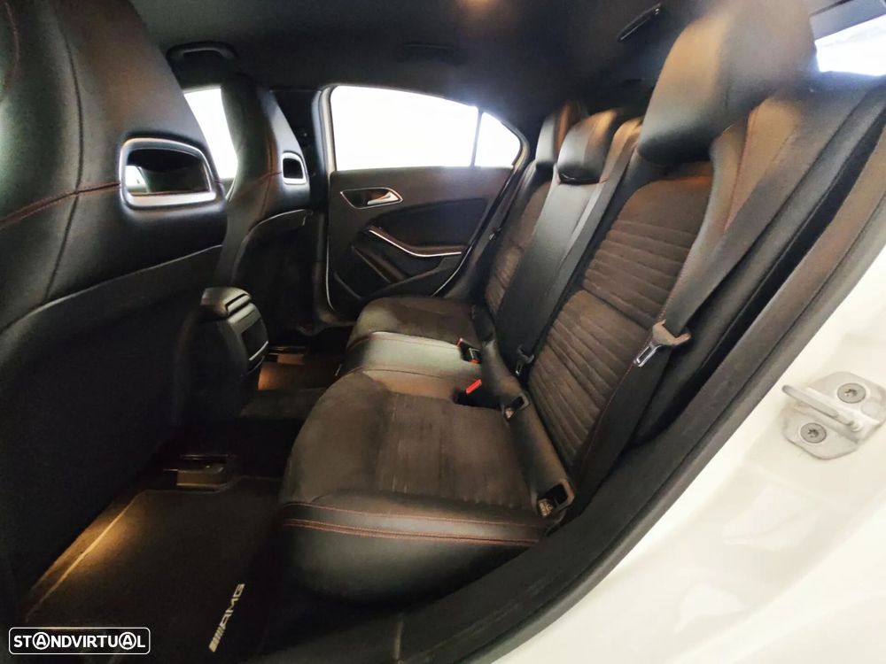 Mercedes-Benz A 180 (BlueEFFICIENCY) 7G-DCT AMG Sport - 44