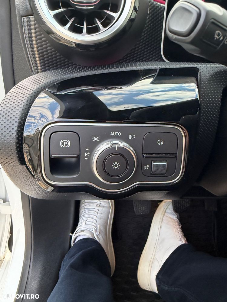 Mercedes-Benz A 180 - 16