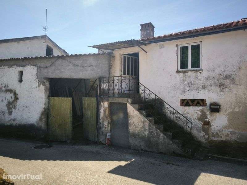 Casa para remodelacao total e terreno de 2000 m2 - Grande imagem: 3/12