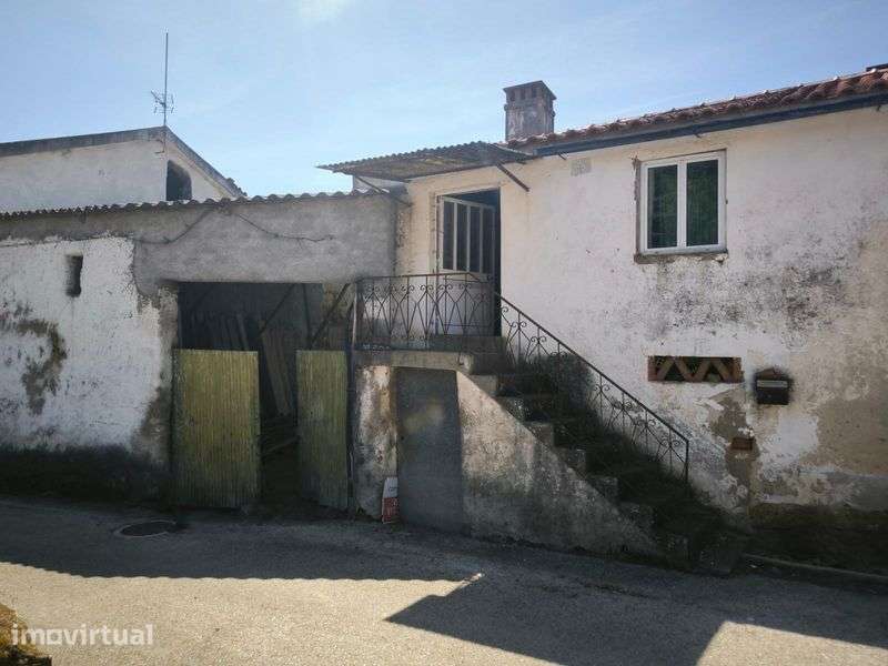 Casa para remodelacao total e terreno de 2000 m2 - Grande imagem: 3/12