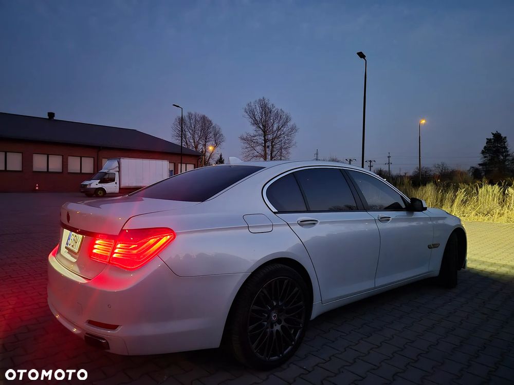 BMW Seria 7 - 7