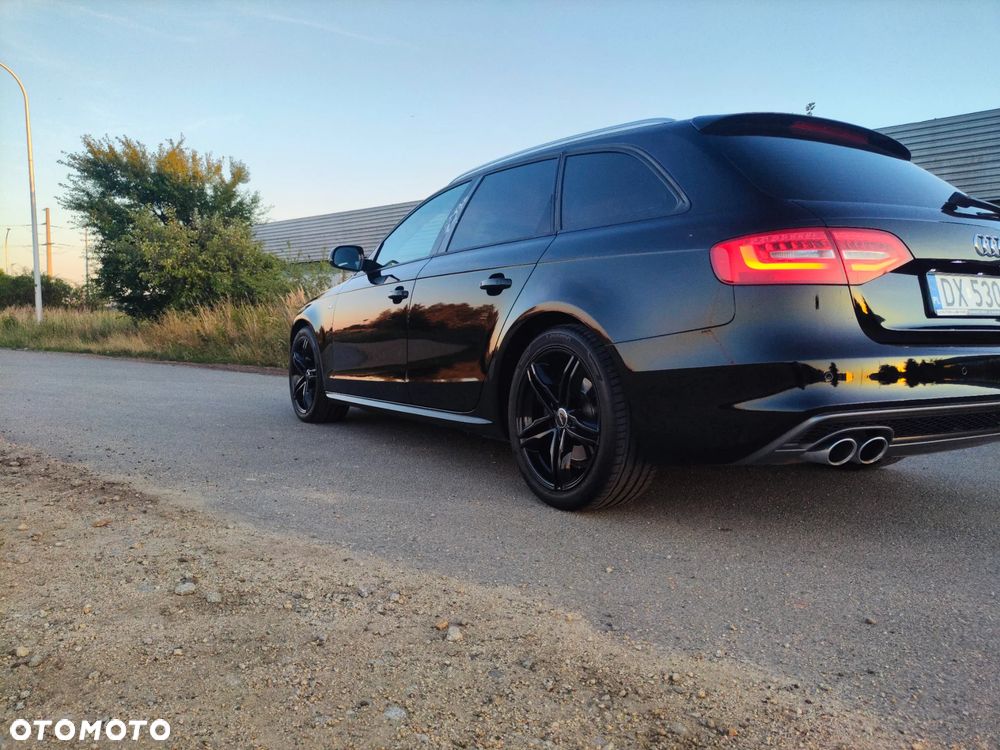 Audi A4 Avant 2.0 TDI clean diesel - 9