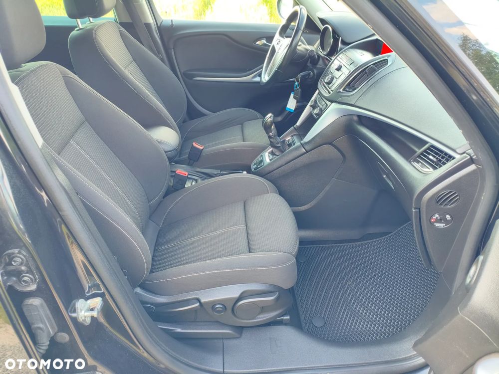 Opel Zafira - 13