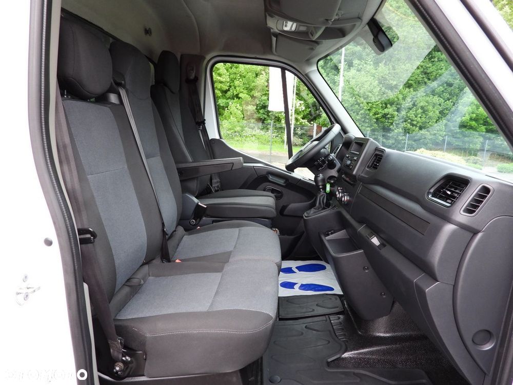 Renault MASTER PLANDEKA 10 PALET WEBASTO TEMPOMAT LEDY PNEUMATYKA KLIMATYZACJA  165KM - 36