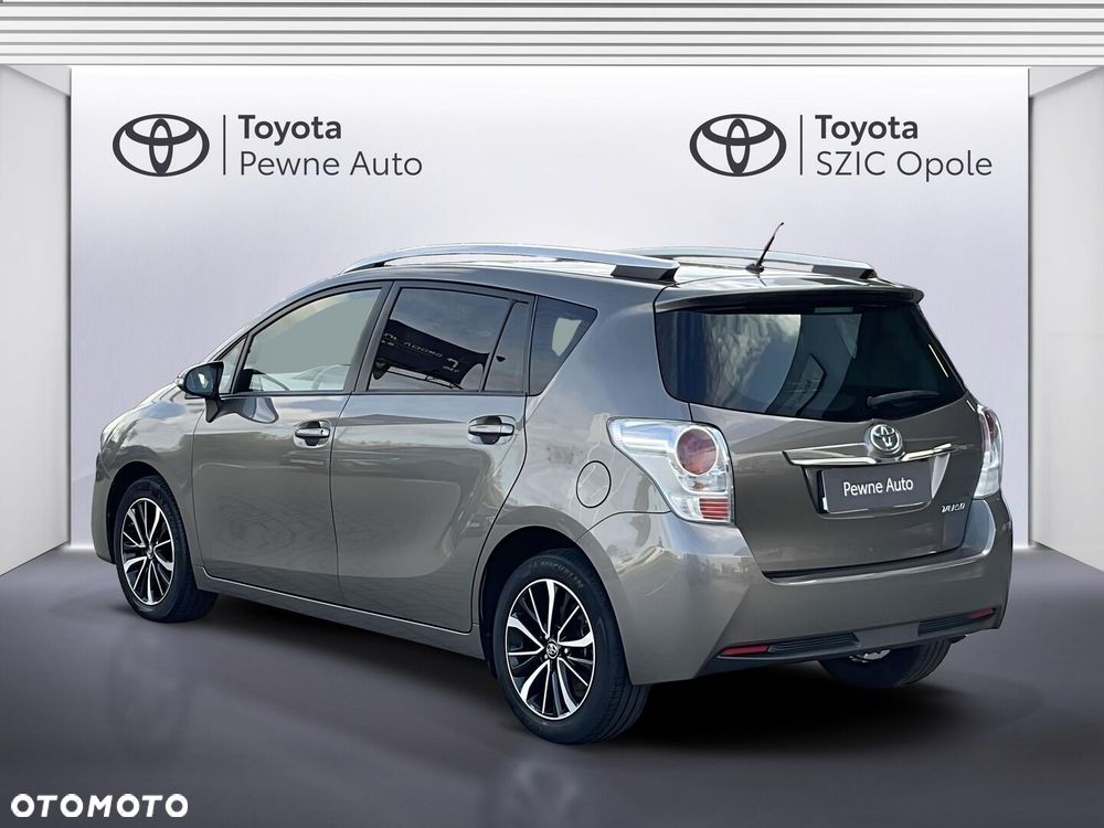 Toyota Verso 1.8 Prestige EU6 - 3