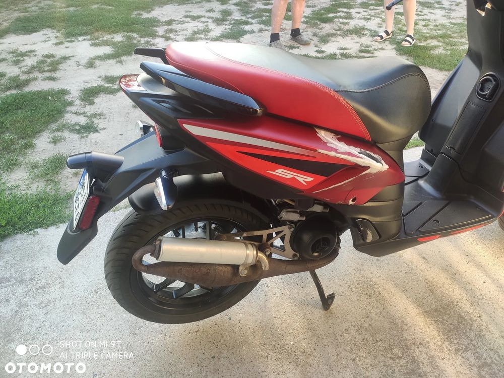 Aprilia SR - 12
