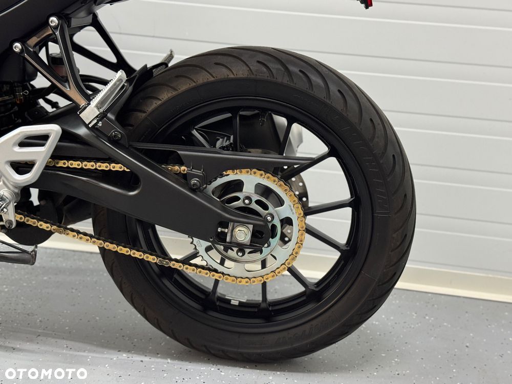 Yamaha MT - 18