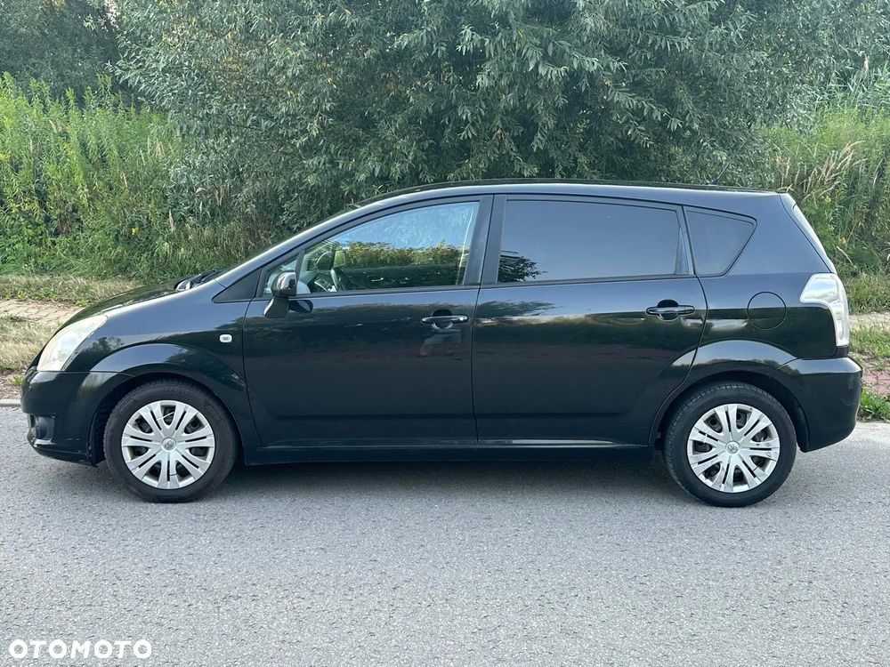 Toyota Corolla Verso 2.2 D-4D Sol - 2