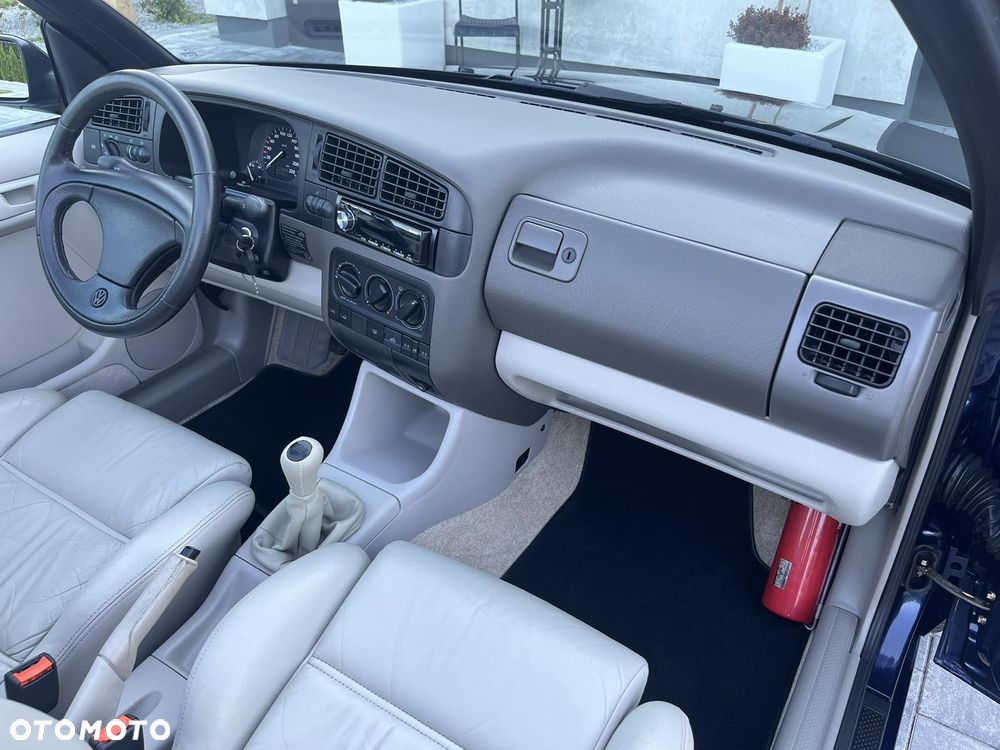 Volkswagen Golf 1.8 / 1.8 C - 17