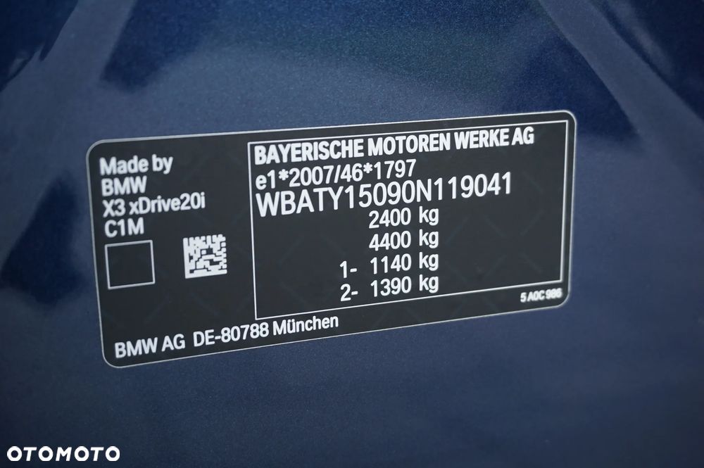 BMW X3 xDrive20i Advantage - 40