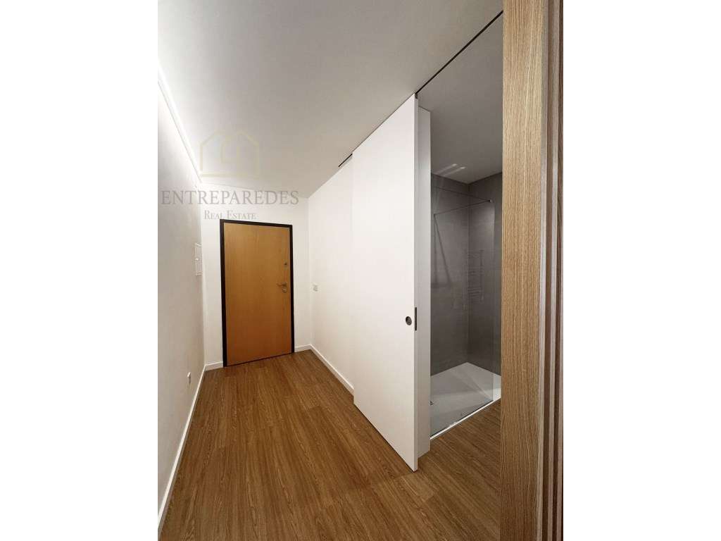 Apartamento T1 - Pronto Habitar - no Centro de Matosinhos, para com... - Grande imagem: 5/13