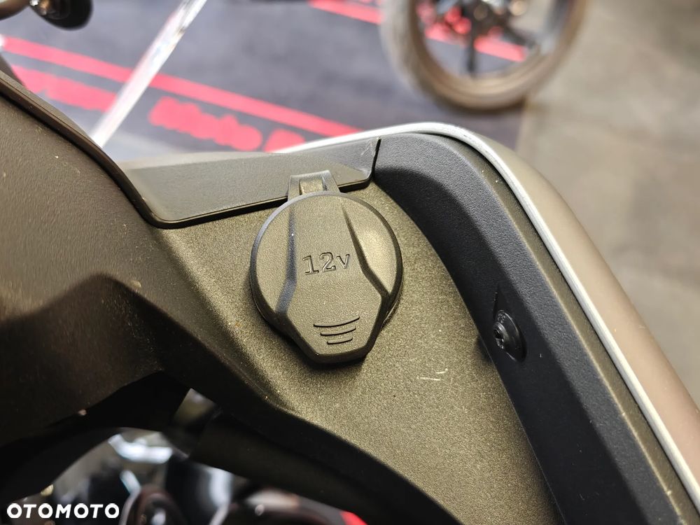 QJMOTOR SRT 600SX - 26