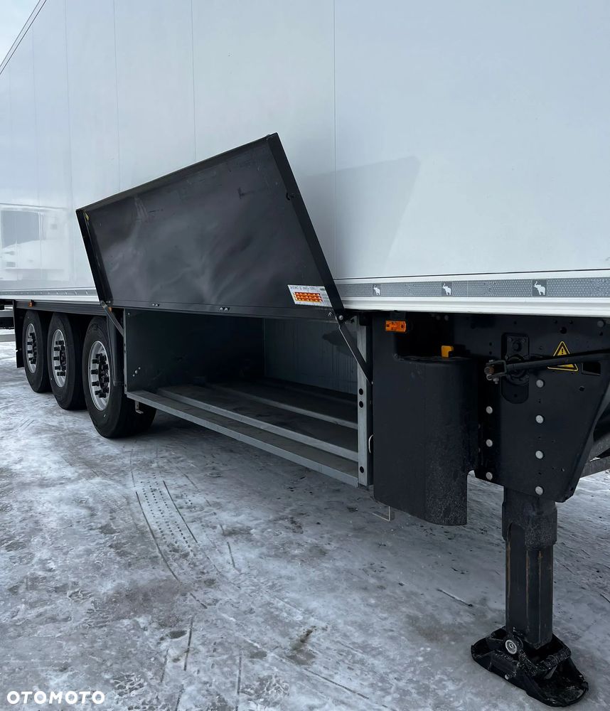 Schmitz Cargobull SKO24 Doppelstock - 8