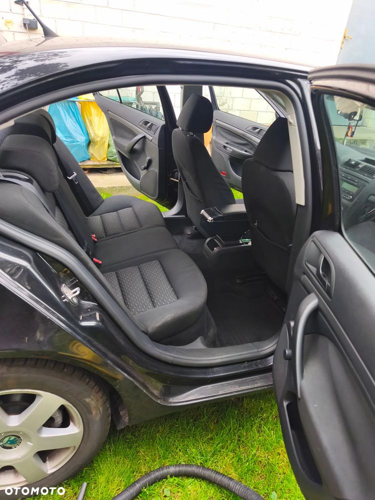 Skoda Octavia - 18