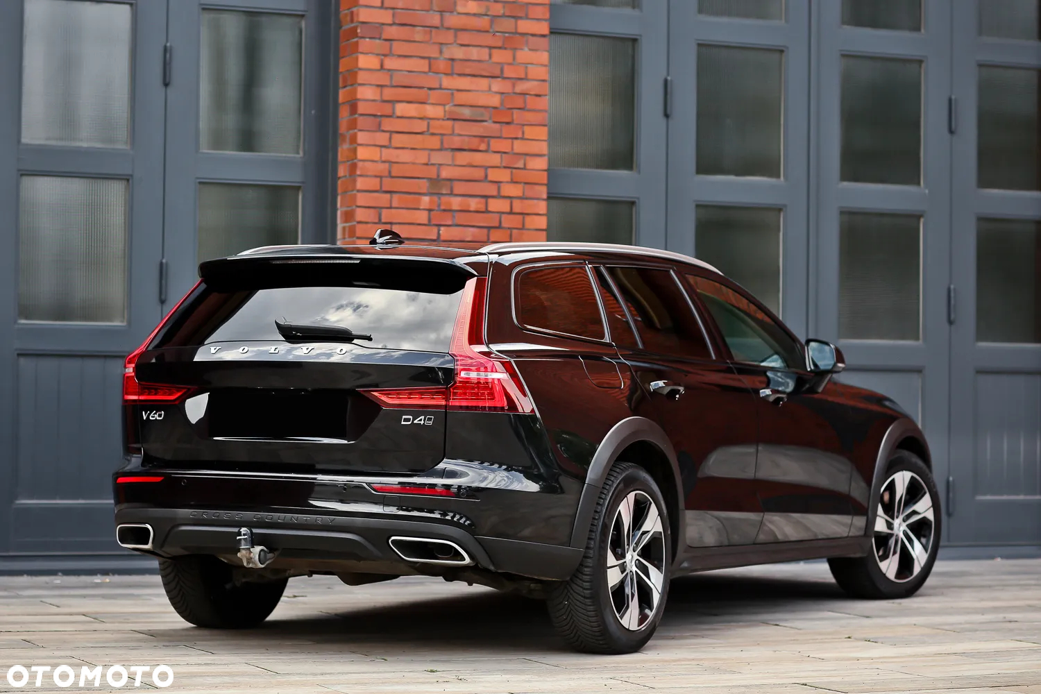 Volvo V60 Cross Country Pro D4 AWD - 15