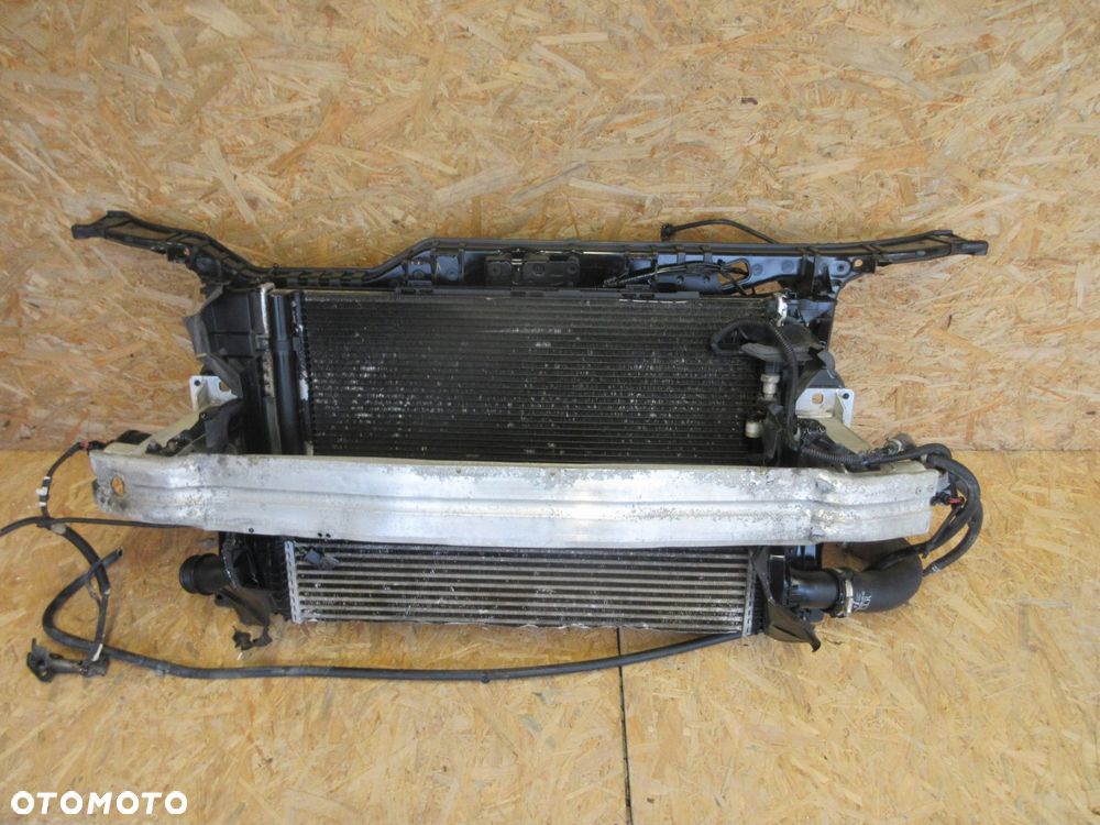 pas przedni chłodnice audi a4 b8 allroad 2.0 tdi automat - 1