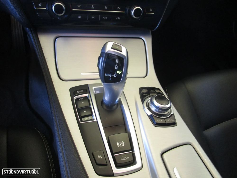 BMW 520 d Touring Aut. Luxury Line - 37