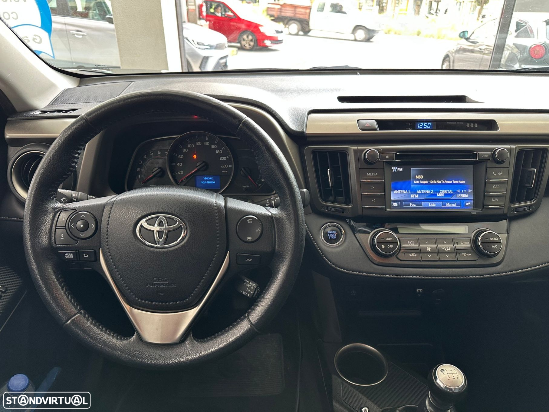 Toyota RAV4 - 13
