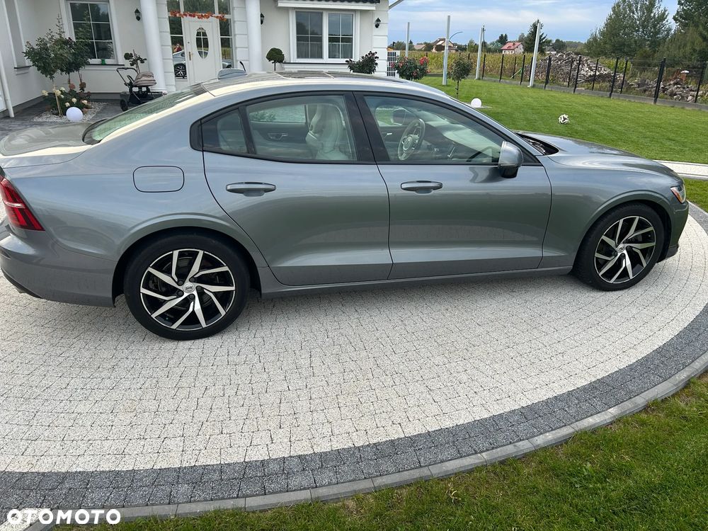 Volvo S60 T5 Momentum Pro - 7