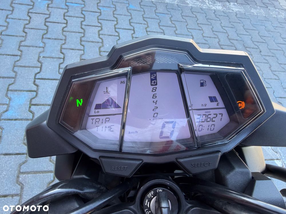 Yamaha MT - 9