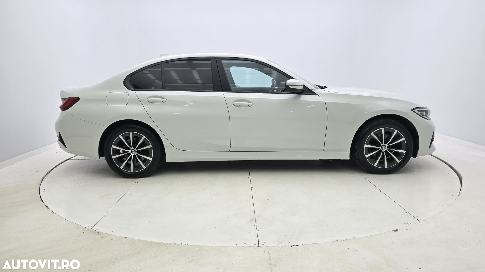 BMW Seria 3 320i AT - 5