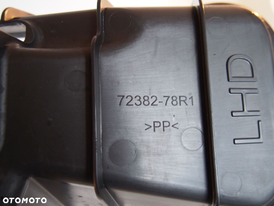 Suzuki Jimny 18r Wlot powietrza kierownica powietrza 2018 - 3