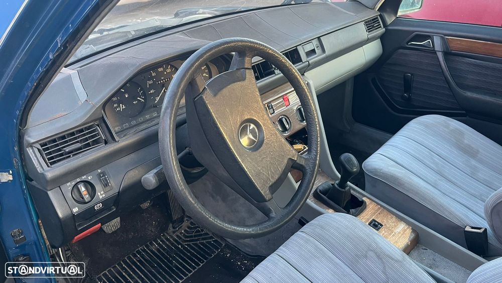 Mercedes-Benz W124 (1984-1997) 200 TD - 10