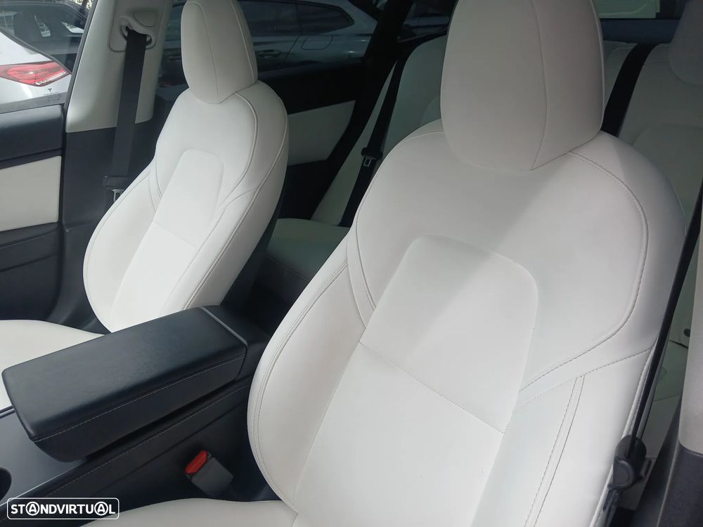 Tesla Model 3 Performance Dual Motor AWD - 13