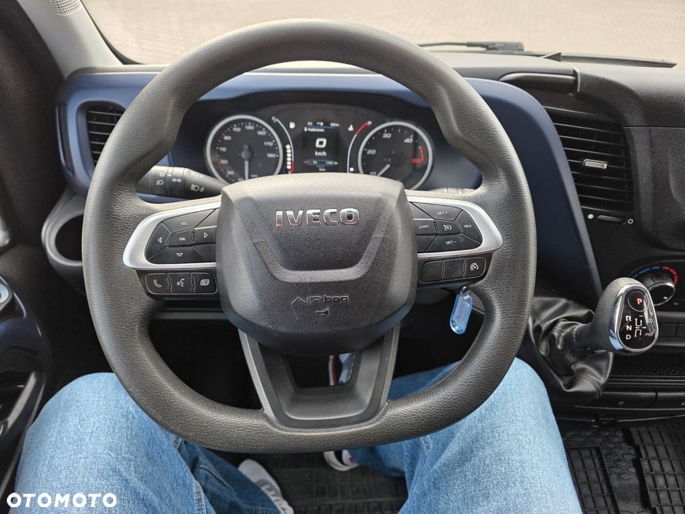 Iveco 35S18A8 Automat Maxi 16m3 L4H2 Krajowy Ledy Sklejka - 11