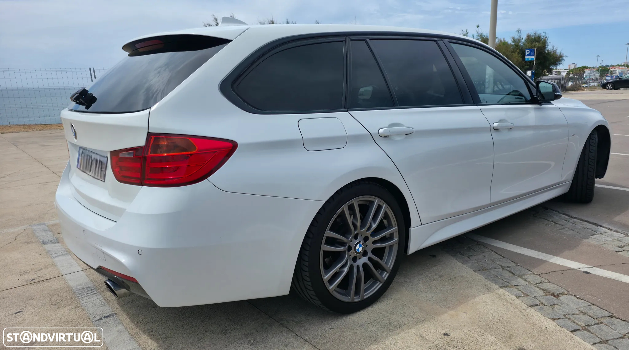 BMW 320 d Touring Auto Pack M - 4