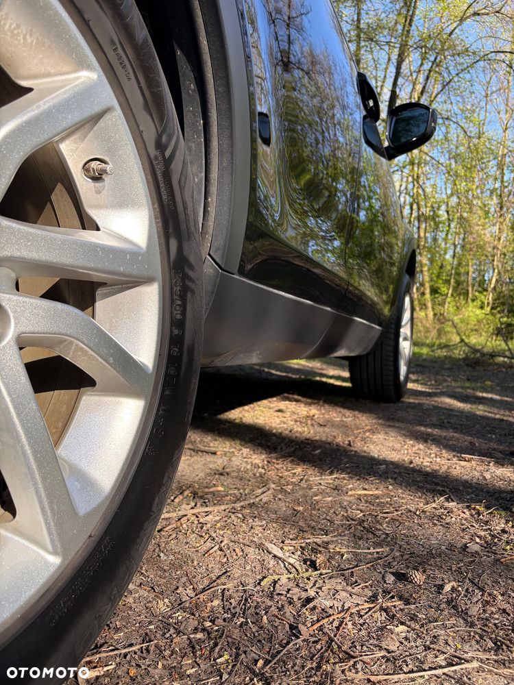 Land Rover Discovery Sport 2.0 Si4 HSE Luxury - 39
