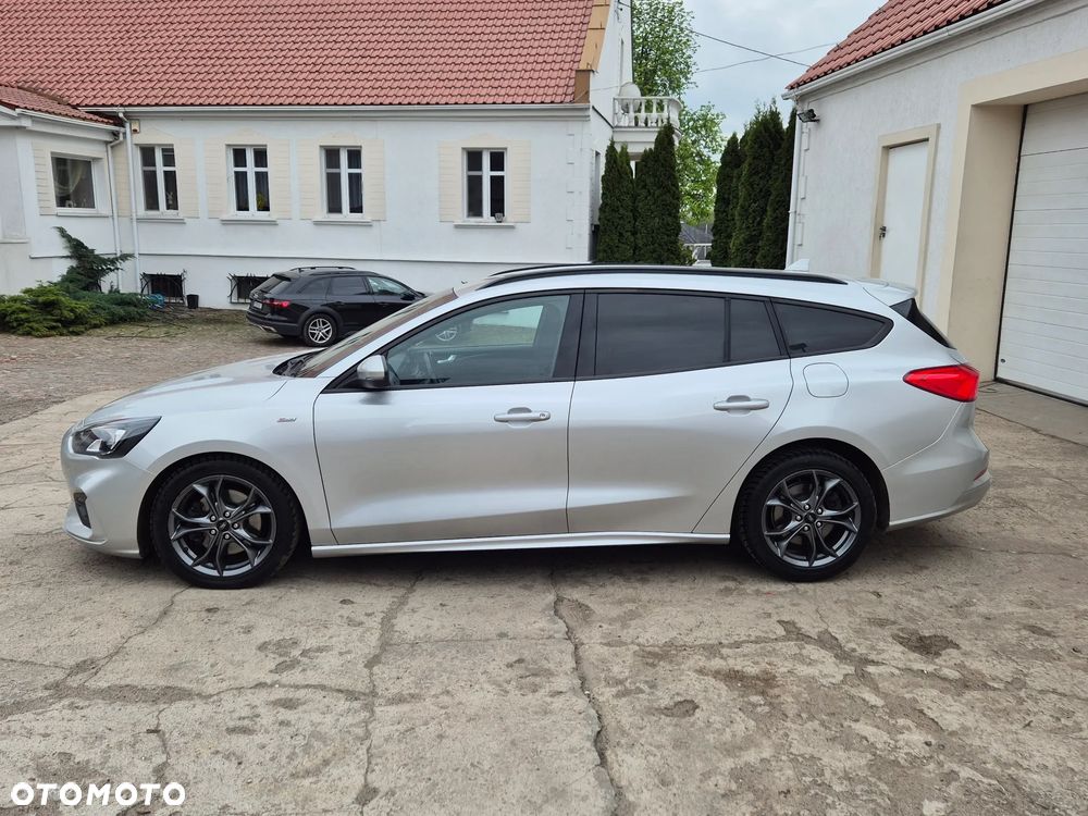 Ford Focus 1.5 EcoBlue Start-Stopp-System ST-LINE DESIGN - 3