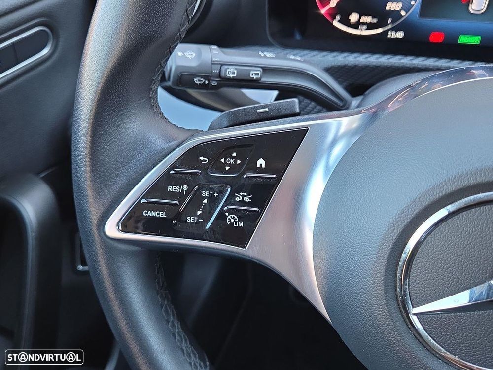 Mercedes-Benz A 250 e - 16