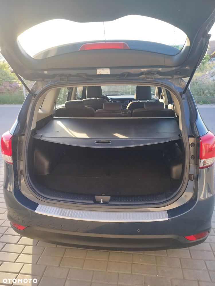 Kia Carens 1.6 GDI M - 23