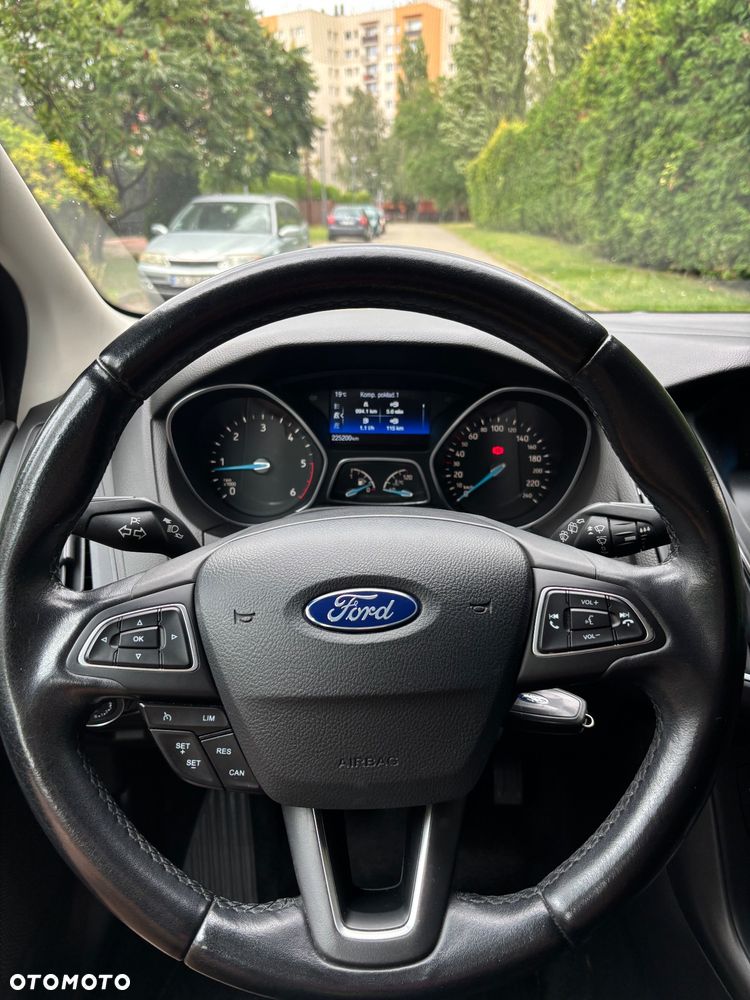 Ford Focus 1.5 TDCi SYNC Edition - 14
