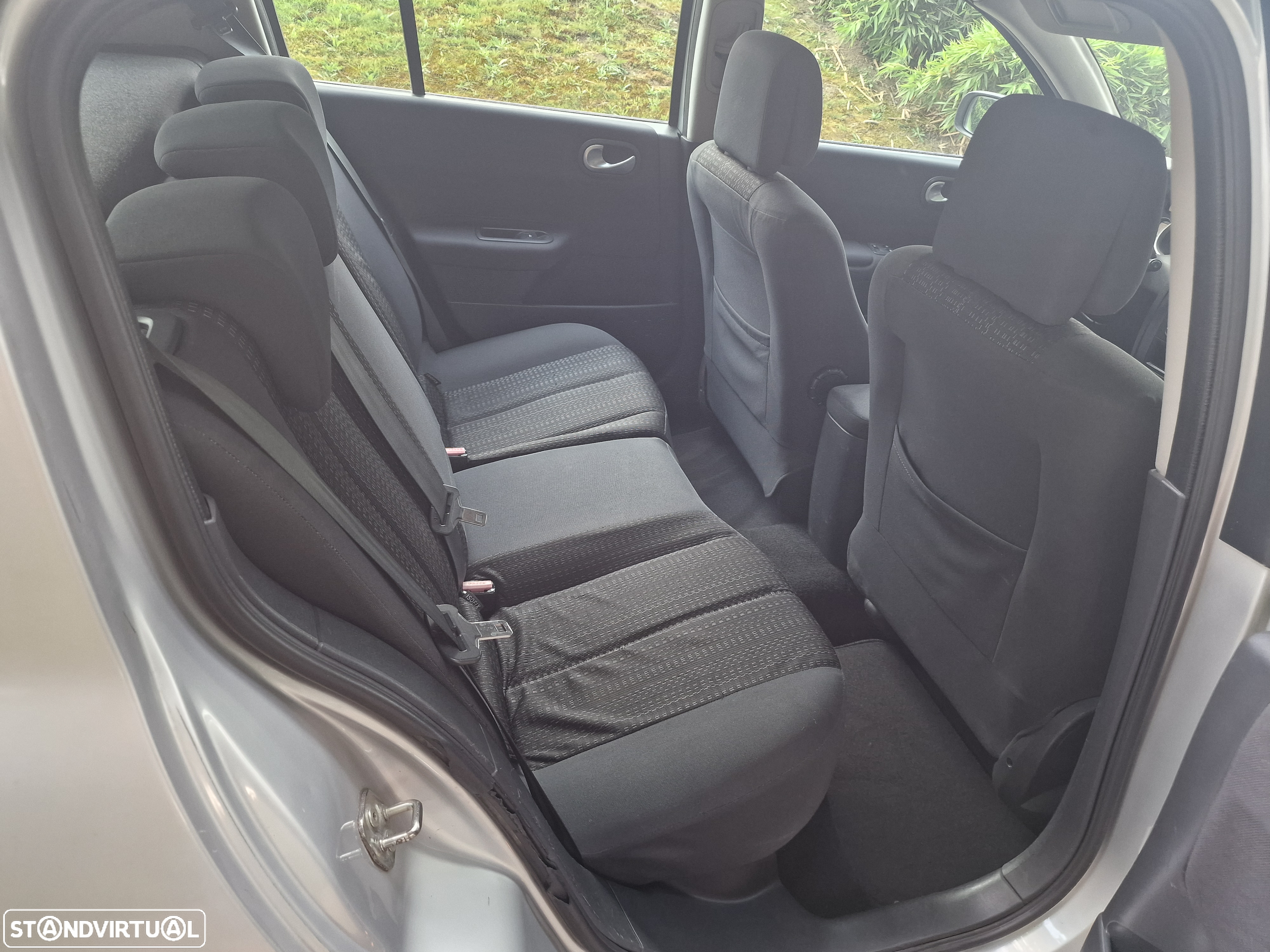 Renault Mégane 1.5 dCi Dynamique Luxe - 14