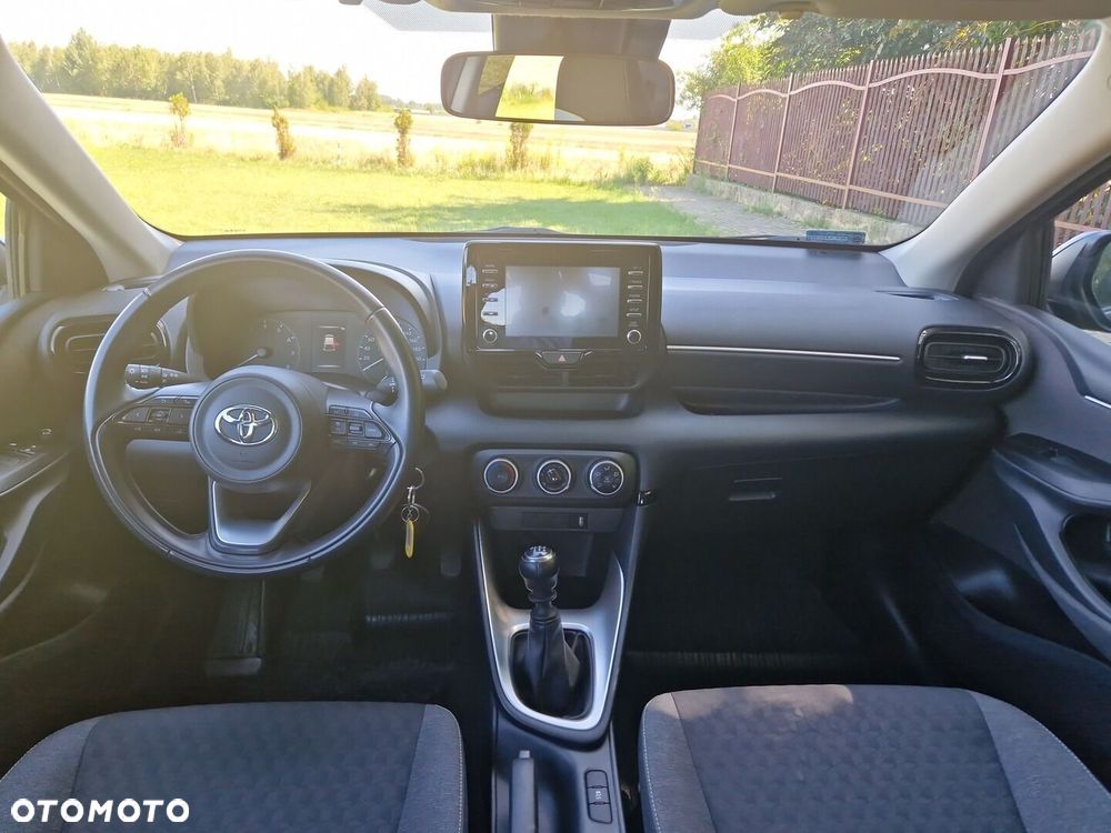 Toyota Yaris - 11