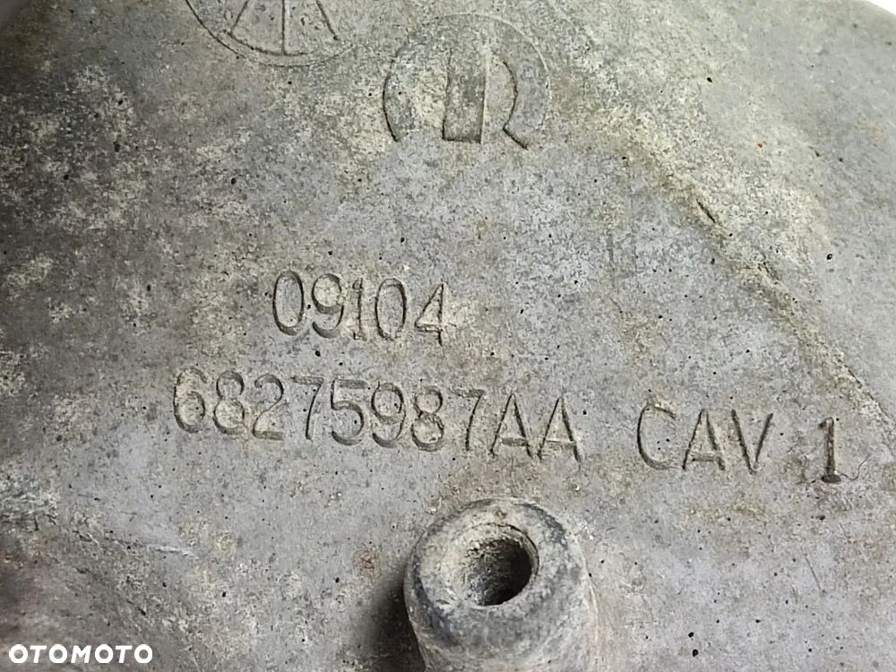 JEEP GRAND CHEROKEE WK2 6.4 SRT 16-21r Poduszka Łapa Silnika Skrzyni - 8