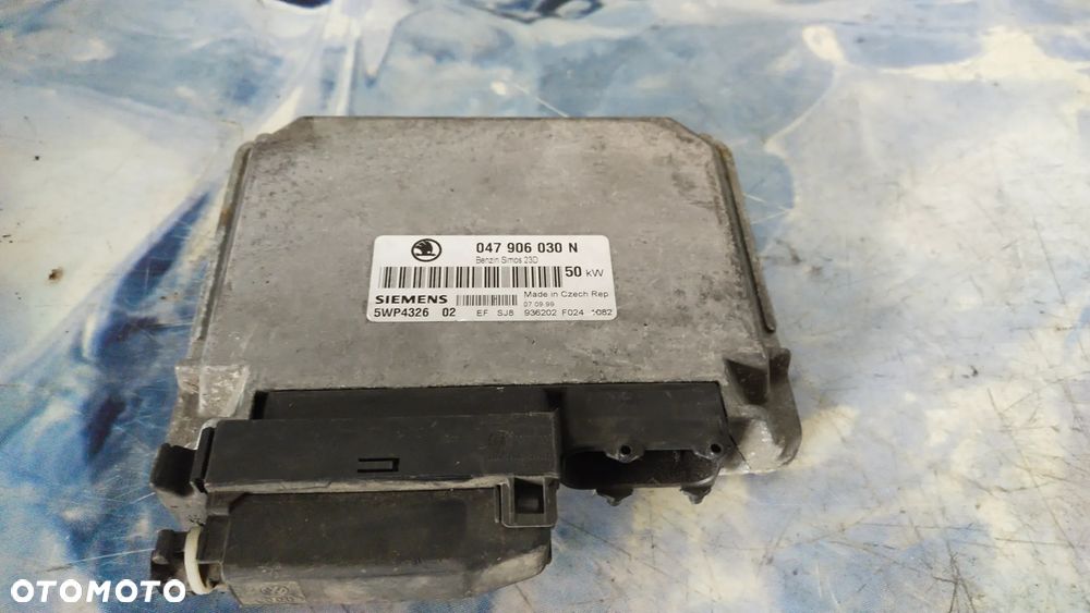 STEROWNIK SILNIKA 047906030N Skoda - 1