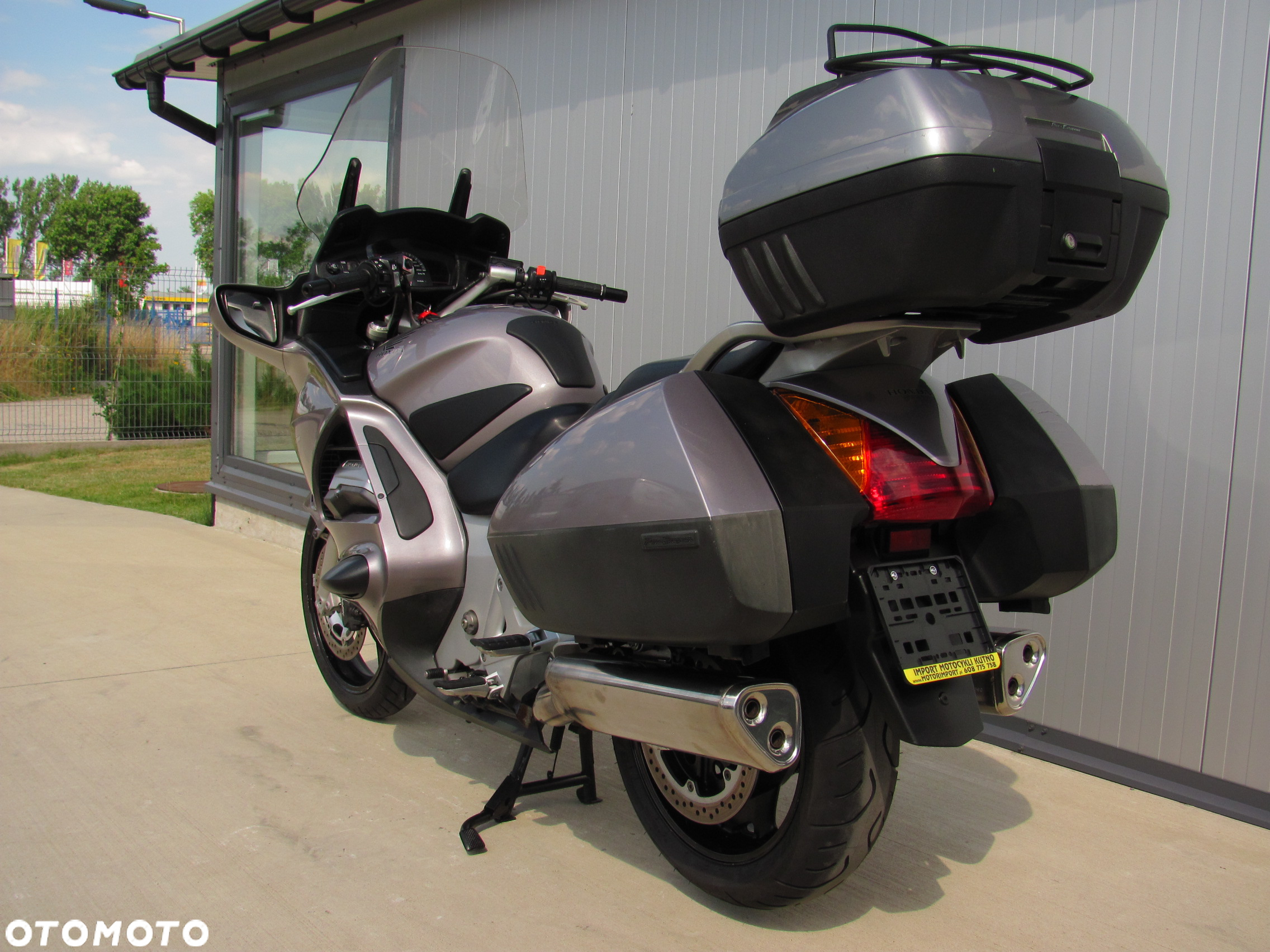 Honda ST - 23
